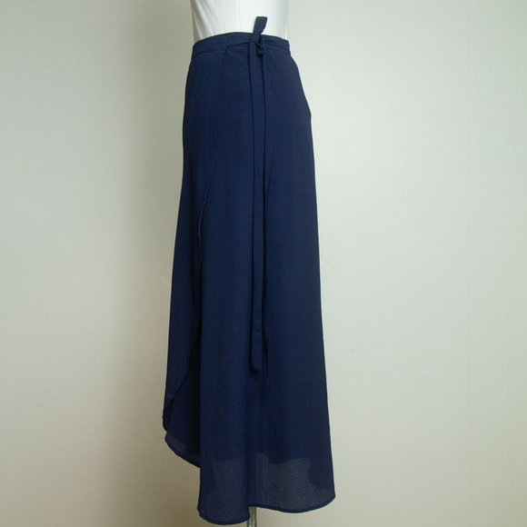 Navy Wrap Skirt NWT - Picture 2 of 5